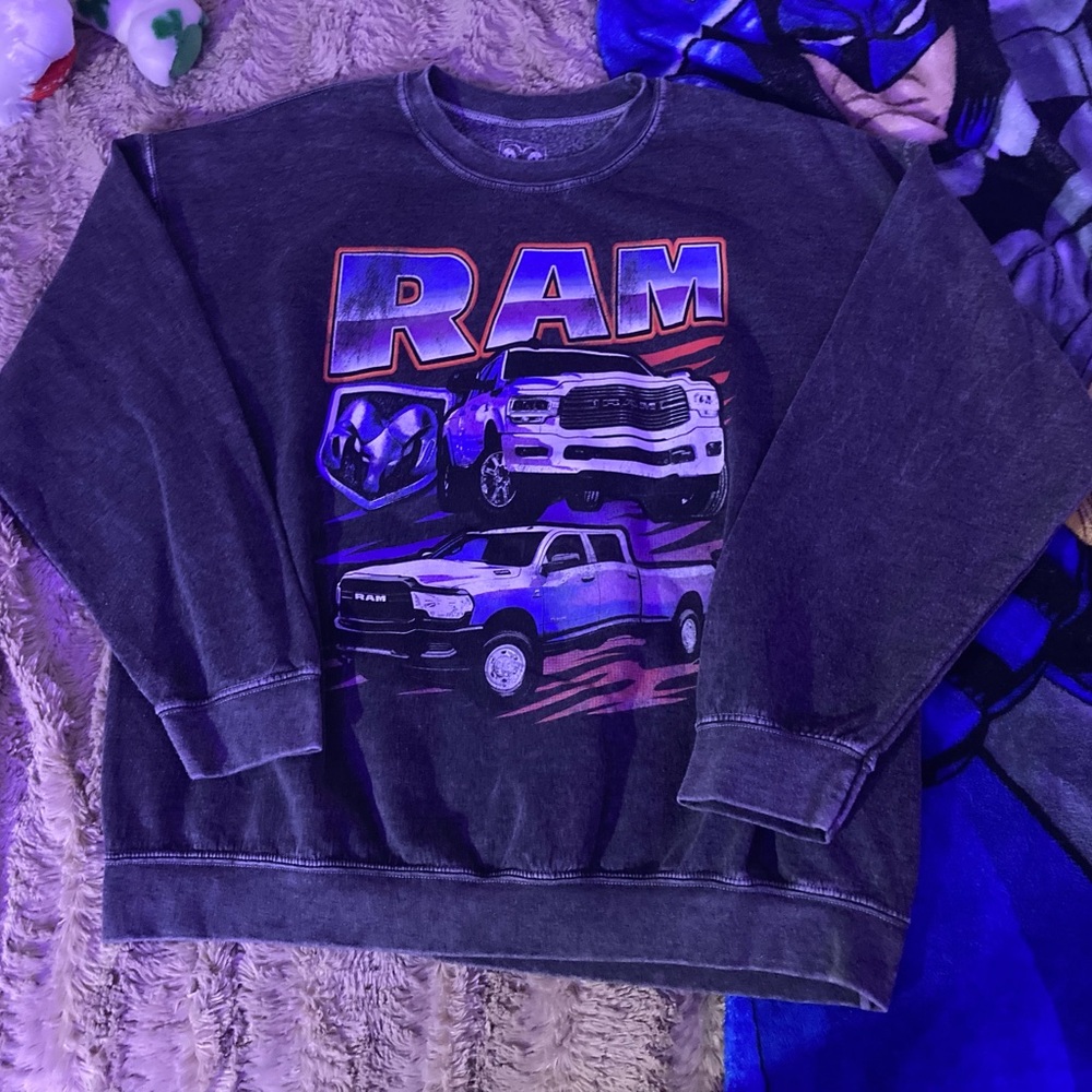 RAM crew neck